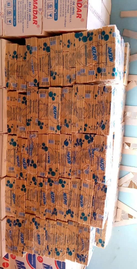 Lutte contre le Covid-19 : Pape Alioune Ndiaye vient en appui à 600 familles sises à Diamalaye.