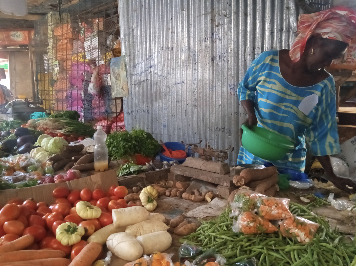 Coronavirus / Face à un marché infecté par le Covid-19 : L'attente désespérée de clients 'fantômes' envahit les commerçants... (Reportage)