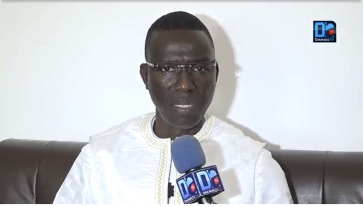 60. 000 MASQUES / Le ministre Dame Diop sort la grosse artillerie pour rendre possible la réouverture des classes