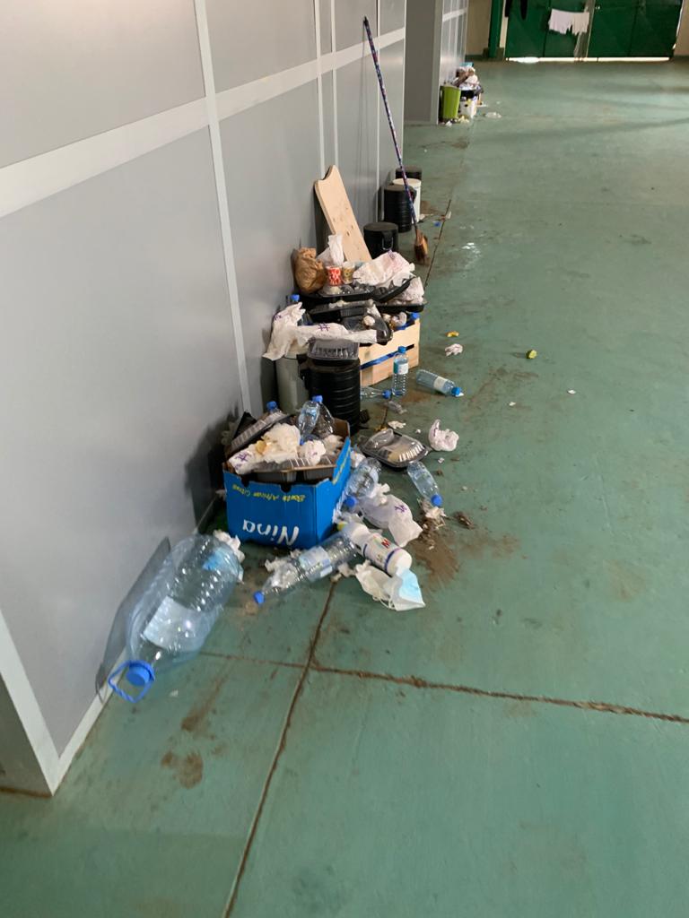 Les images insoutenables du Hangar des Pèlerins de l'aéroport Léopold Sédar Senghor après la grève des agents du nettoyage :  Coronavirus rime-t-il avec insalubrité ?