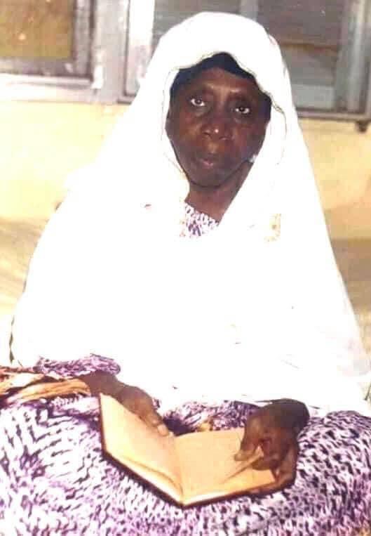 Médina Baye : Seyda Fatoumata Zahra Niass sera inhumée près de son père Baye Niass.