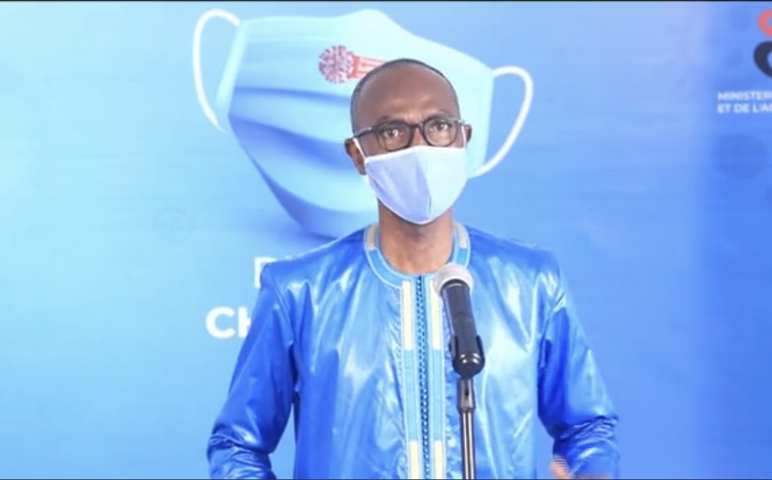 Bilan 4e mois de lutte contre la Covid-19 : Le Professeur Seydi renouvelle son allégeance à l’hydroxychloquine, alerte sur les signes cliniques et réagit à la levée de l’état d’urgence.