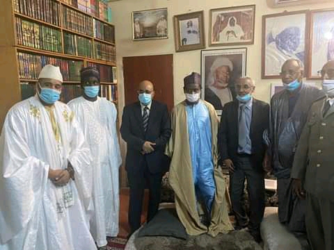 Une forte délégation de la Mauritanie à Médina Baye pour présenter ses condoléances.