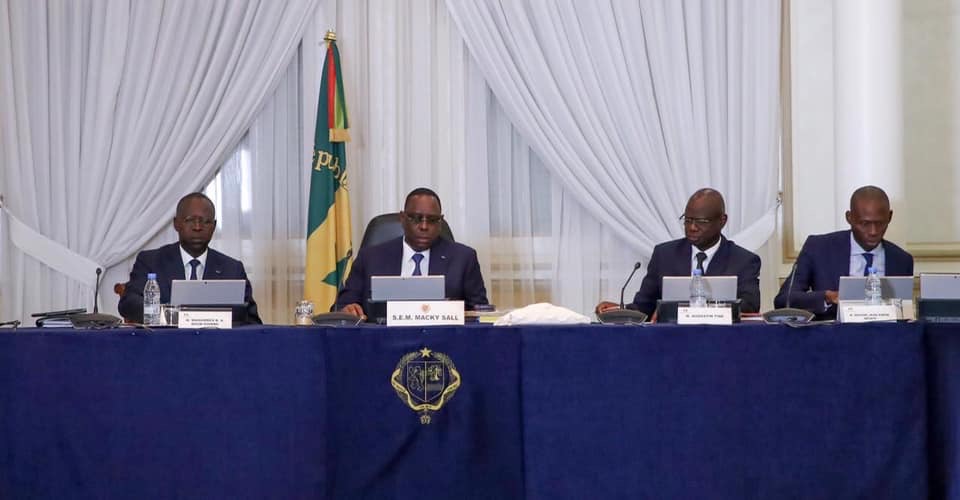 Sénégal : Le Gouvernement précise les textes législatifs et réglementaires adoptés par le Conseil des ministres.