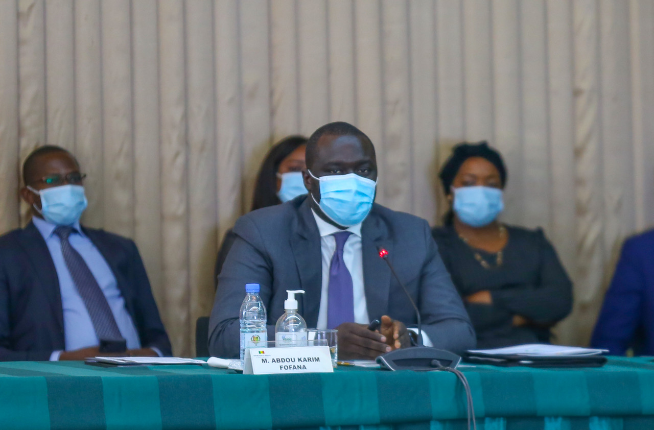 PALAIS : Le président Macky Sall préside un conseil présidentiel sur le logement.