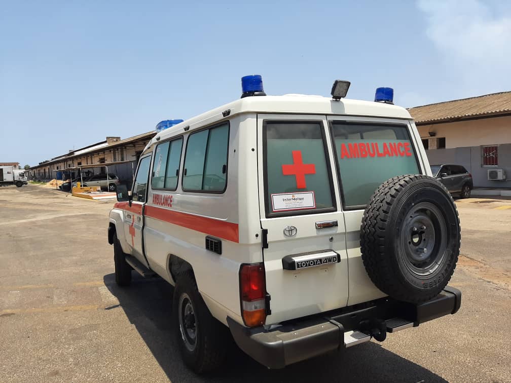 Kédougou / Covid-19 : La SGO et VIVO Energy Sénégal offrent une ambulance médicalisée au poste de santé de TENKOTO et appuient les étudiants de SABODALA.