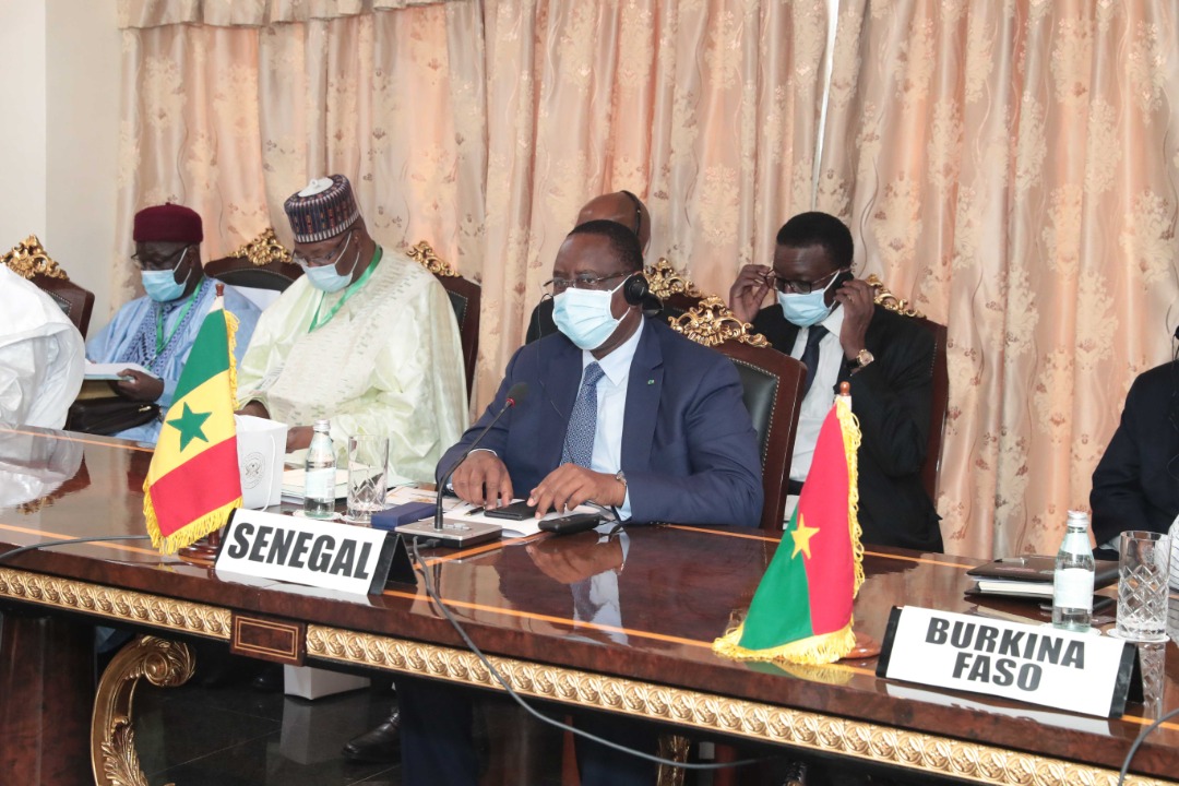 Rencontre CEDEAO-CNSP : Le président Macky Sall à Accra.