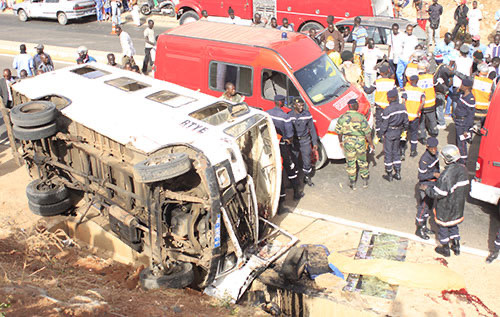 Croisement Cambérène : Un violent accident a fait des blessés graves.