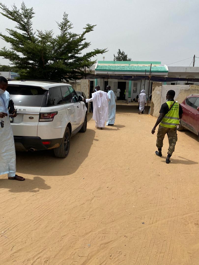 ( IMAGES) TOUBA- ALSAR de Mamadou Racine Sy reçu par le Khalif Général des Mourides