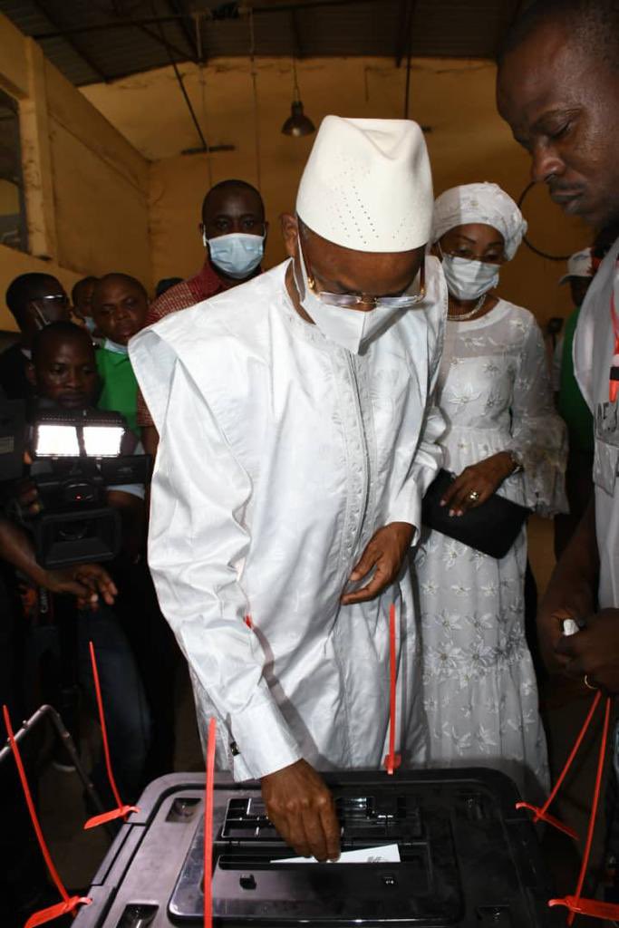 Guinée : Le candidat Cellou Dalein Diallo a accompli son devoir citoyen.