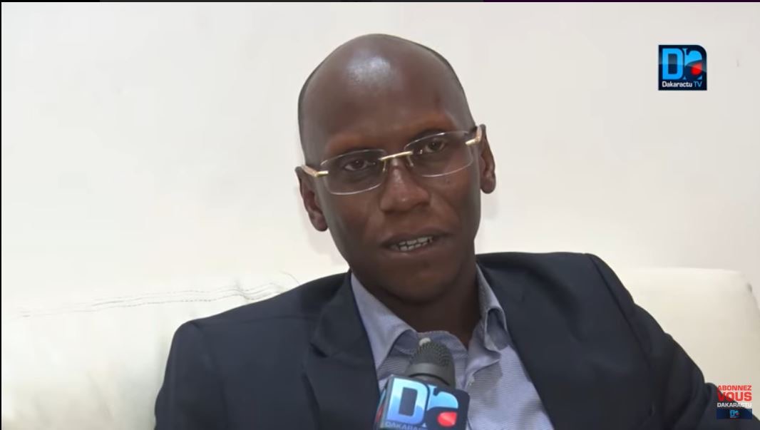 JEU POLITIQUE AU SÉNÉGAL : ENTRE SYSTÈME ET ANTI-SYSTÈME (Cheikh Ahmed Tidiane Sy Al Amine)