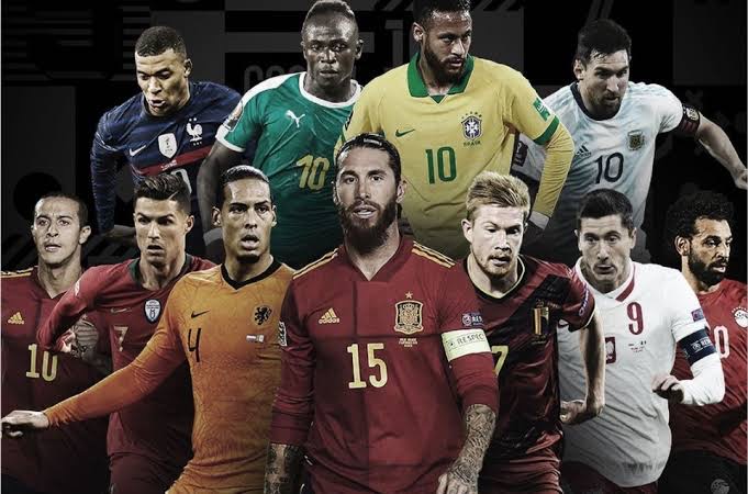 FIFA The Best 2020 : Sadio Mané parmi les 11 nominés avec Messi, Ronaldo et Lewandowski...
