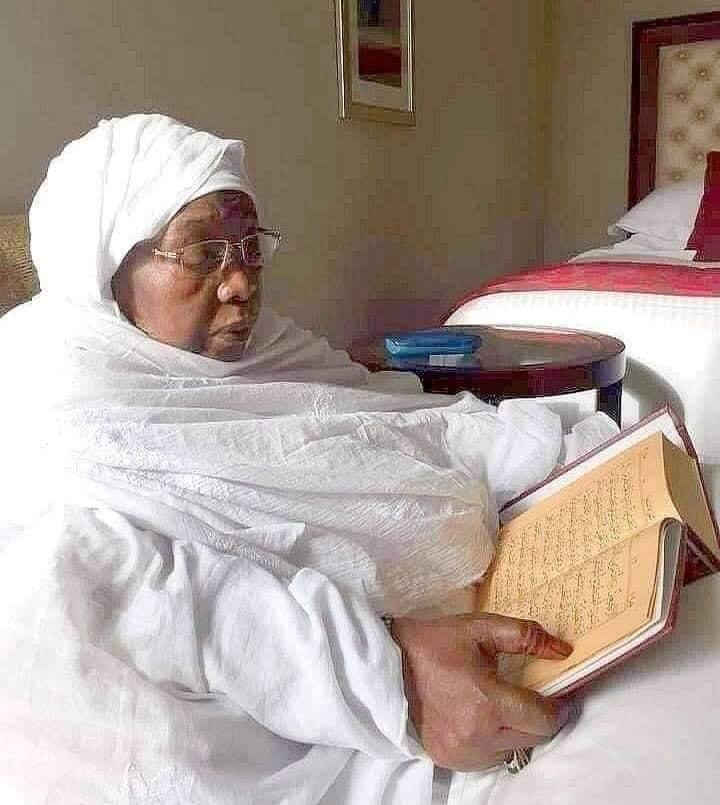 Seyda Mariama Niass : Le peuple du coran pleure sa patronne.