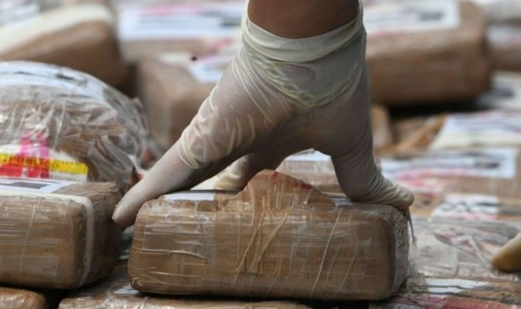 Gambie : 2,9 tonnes de cocaïne saisies, un Français recherché.