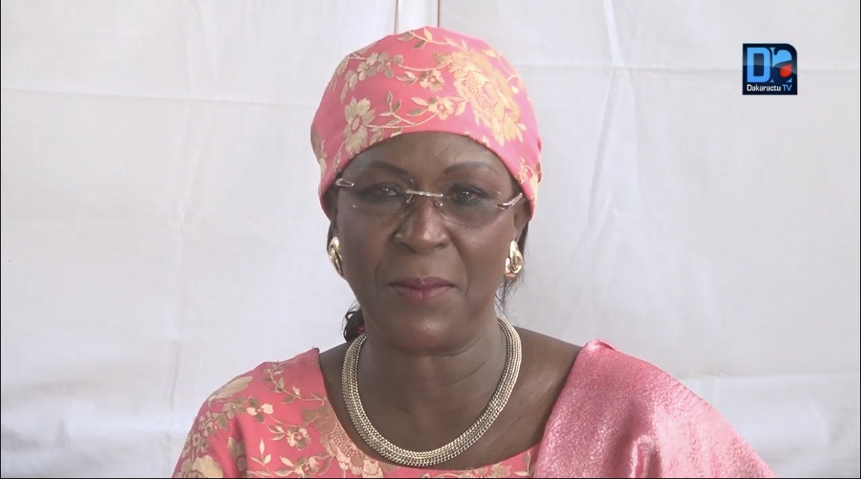 Expulsion du professeur Amsatou Sow Sidibé de son logement de fonction : « Ses amis » dénoncent le modus operandi et annoncent un webinaire de riposte.
