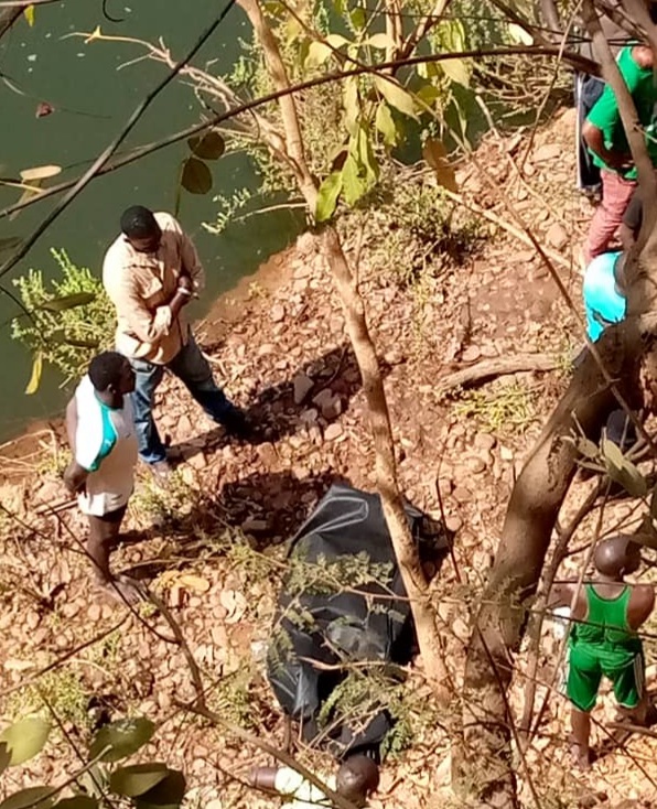 KÉDOUGOU : Les corps sans vie de deux enfants disparus au fleuve Gambie retrouvés ce matin.