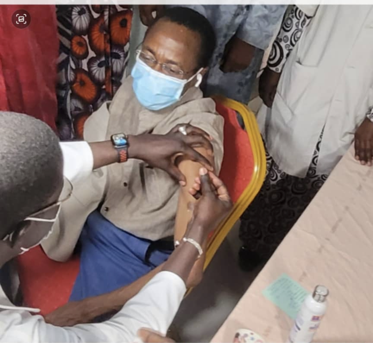 Thiès : Abdou Mbow s’est fait vacciner.