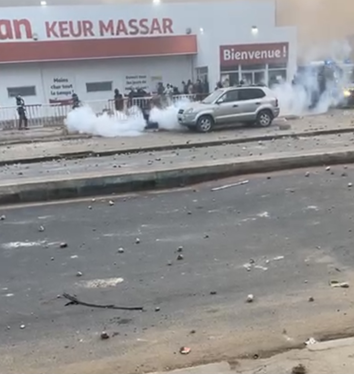 Manifestations : Ça chauffe à Keur Massar... (IMAGES)