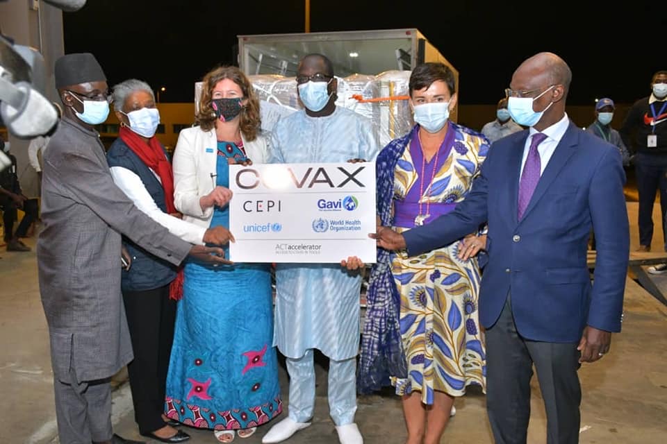 Suspension du vaccin d'AstraZeneca dans des pays européens : le Sénégal doit-il réajuster sa stratégie de vaccination ?