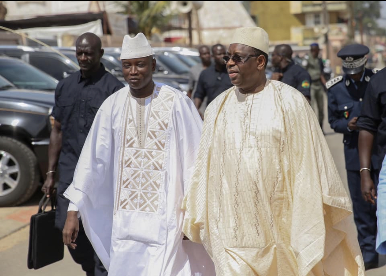 Vent d’apaisement : Le Président Sall va créer un fonds d’urgence basé à la Présidence pour les jeunes et consulte son ancien ministre de l’Intérieur Aly Ngouille.