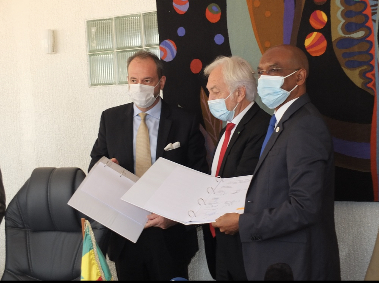 Renégociation du contrat de Concession de l’Autoroute à Péage : L’État percevra désormais une redevance domaniale annuelle d’un minimum de 800 millions par an, au lieu de 1.000 FCFA