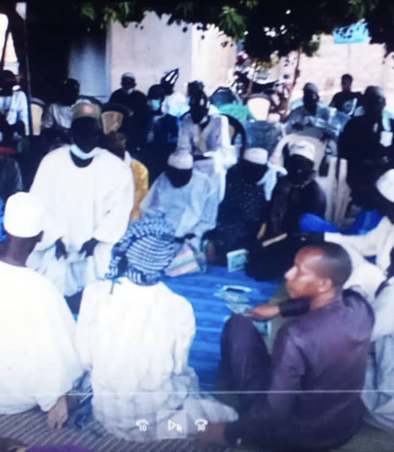 Chérif Mohamed Saïd Aïdara (chef religieux) : « Nous en tant que marabouts, nous ne pouvons que prier pour un climat apaisé… Les jeunes doivent se départir de… »