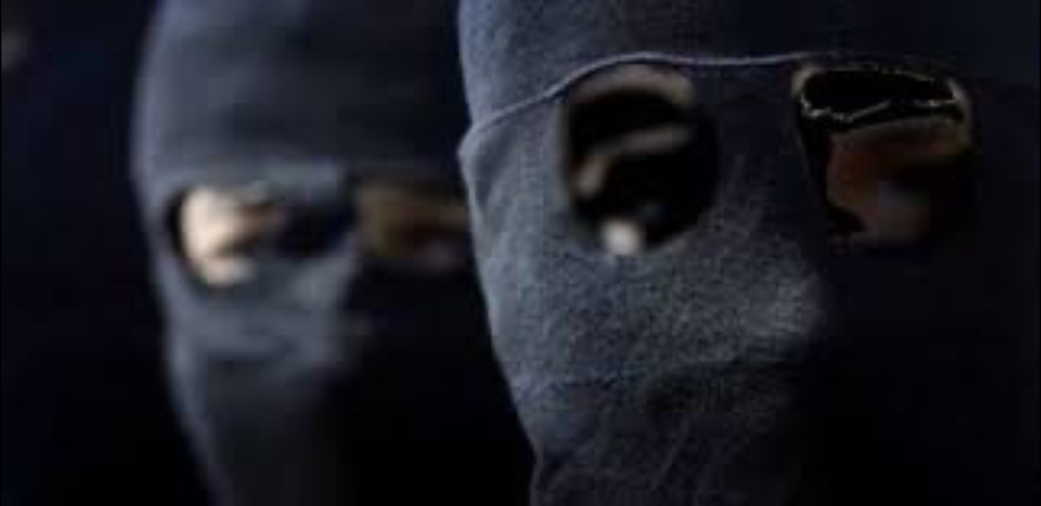 Saly : Un gang entre dans un hôtel, agresse un Italien et emporte plus de 10.000 dollars.