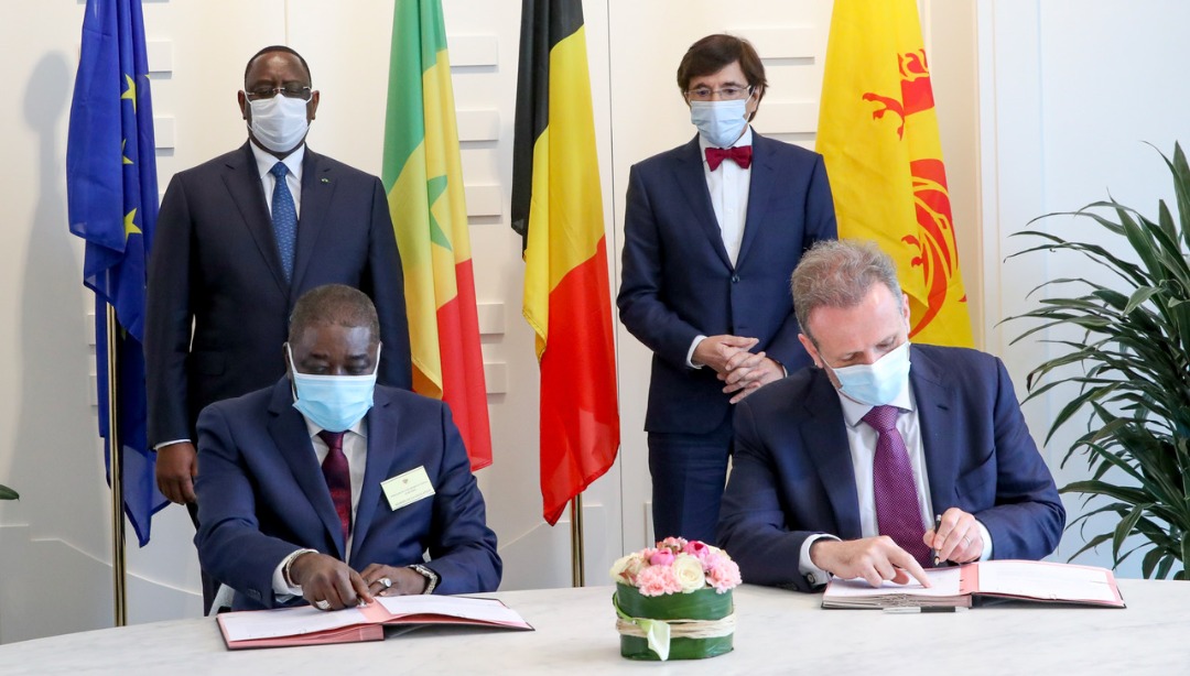Vaccins anti Covid : Des accords ont été signés entre la fédération de Wallonie, l’IRESSEF et l'Institut Pasteur.