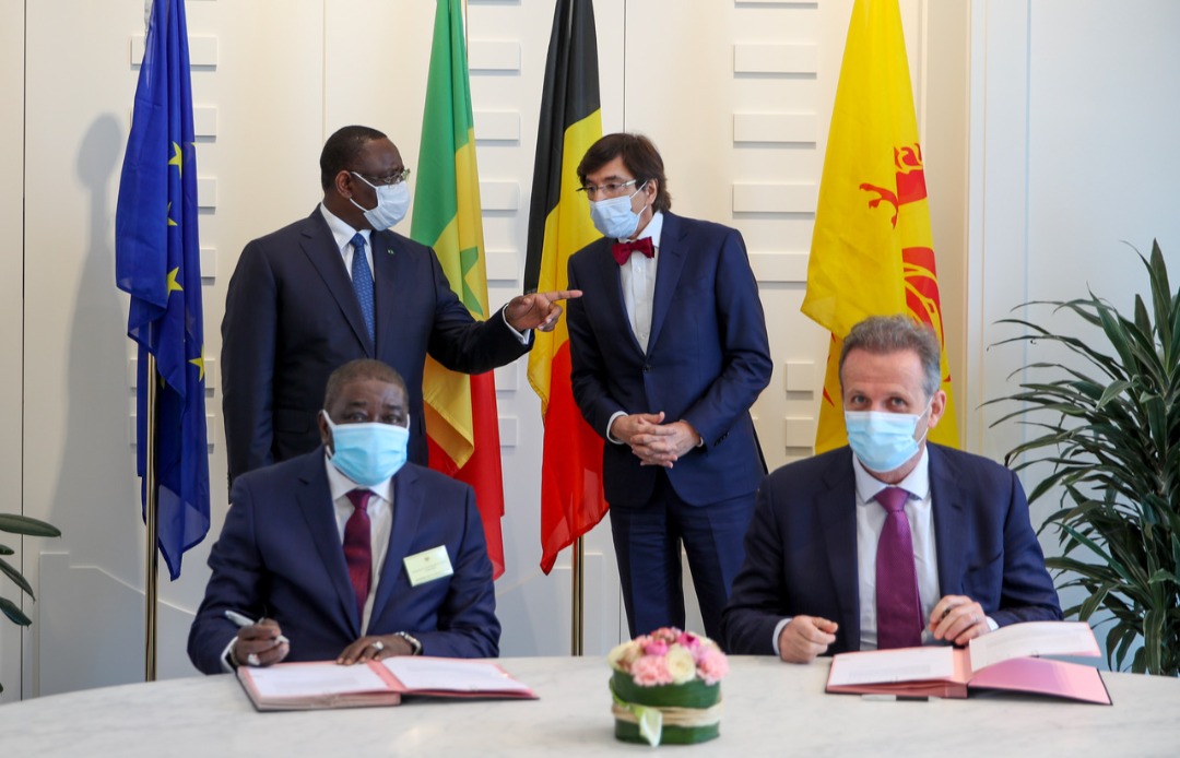 Vaccins anti Covid : Des accords ont été signés entre la fédération de Wallonie, l’IRESSEF et l'Institut Pasteur.