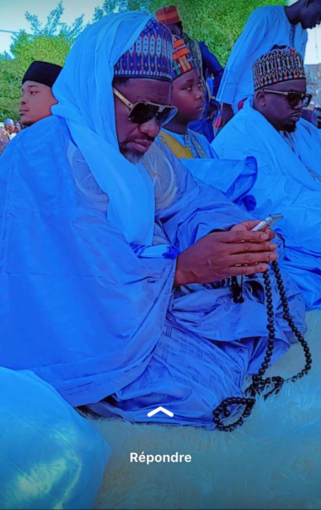 Prière à la grande mosquée de Médina Baye : Le Khalife invite les musulmans à l'unité et prie pour un Sénégal de paix et de prospérité.