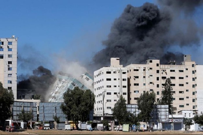 Gaza : Un bâtiment abritant des médias internationaux bombardé par l'armée Israélienne.