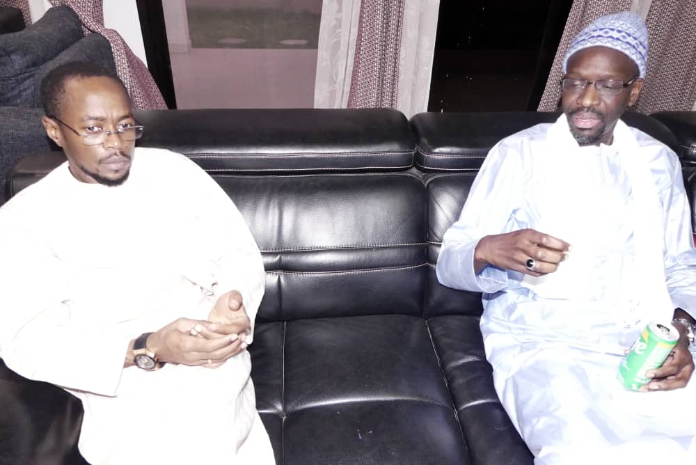 Thiès / Korité 2021 : Visite de courtoisie en Images du leader de Siggi Jotna Abdoulaye Dieye chez  Abdou Mbow, Docteur Pape Amadou Ndiaye, Fatoumata Ndao, Professeur Ibrahima Ndiaye prestigethies, ThiesTV et Ousseynou Diouf