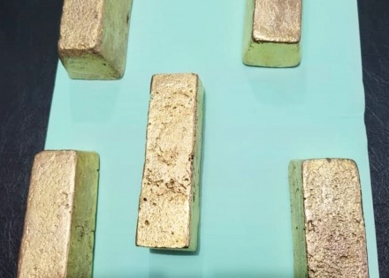 Saisie de 5 lingots d’or à Karang d’une valeur de 175 millions de FCFA : de nouvelles révélations sur le produit saisi
