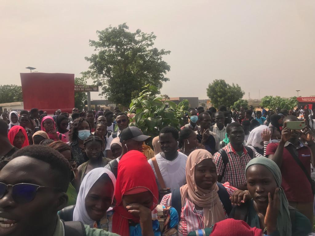 UIDT-Thiès / Les étudiants décrètent 24h renouvelables : Des bourses bloquées, des représentants de l'amicale sous menace d'expulsion écopent des zéros…