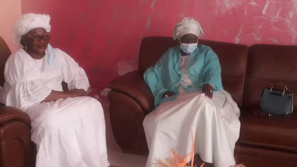 Sacré Cœur : Aminata Touré chez Aïda Mbodj pour présenter ses condoléances