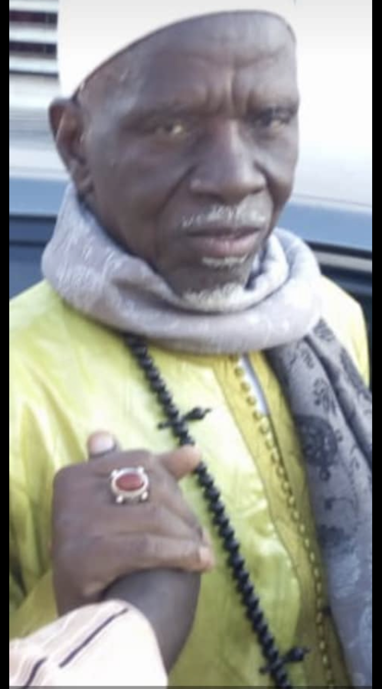 Califat de Thiénaba (Thiès) : Serigne Baye Assane Seck succède à son défunt frère Serigne Baye Abdou Rahim Seck.
