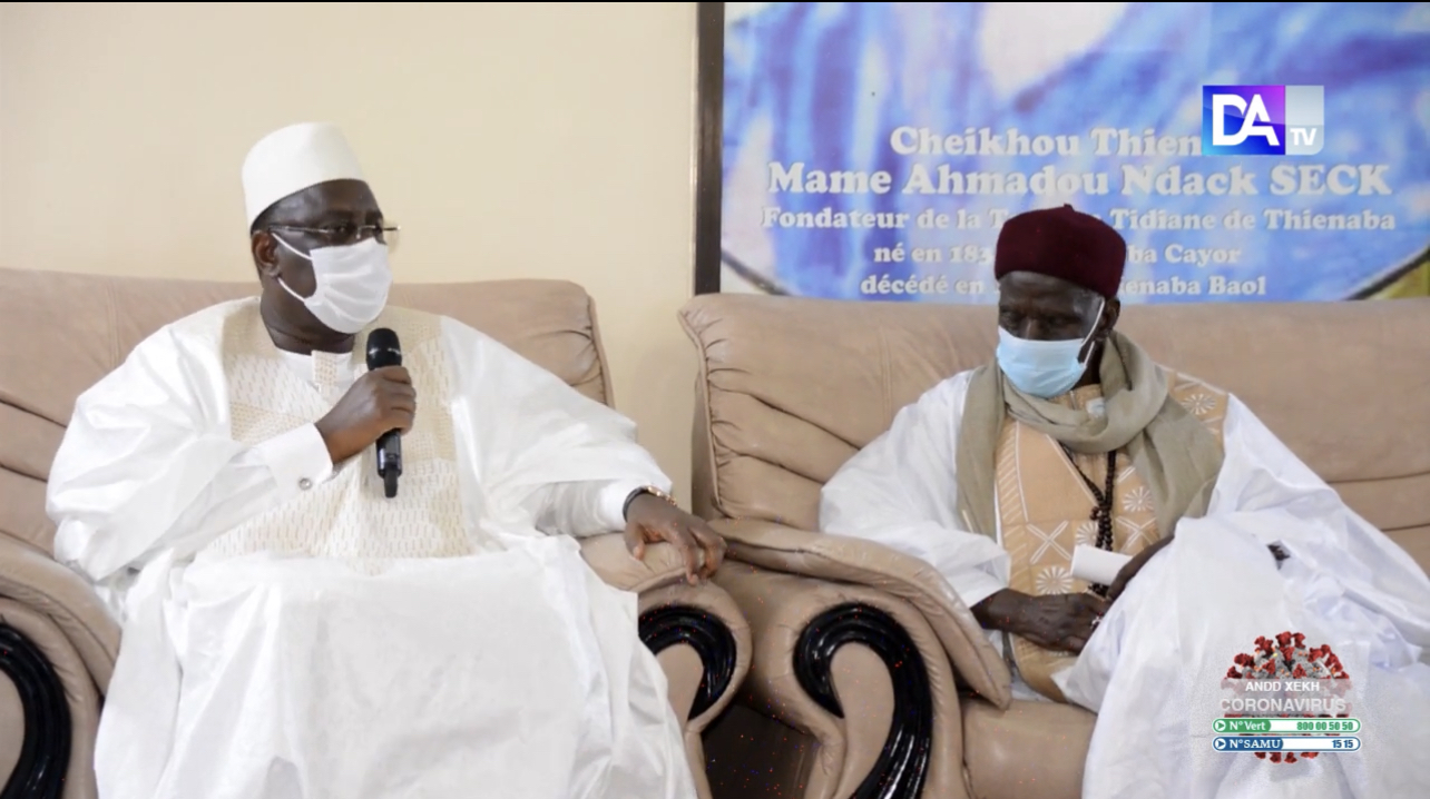 Condoléances : Le président Macky Sall accompagné par Antoine Félix Diome et de Amadou Ba auprès de la famille Layène et celle de Thiénaba.