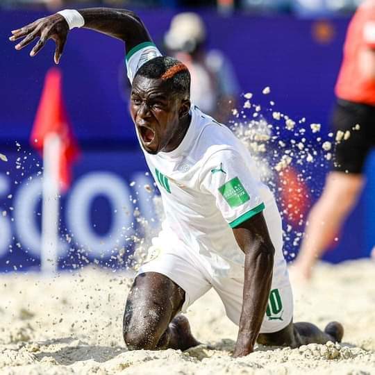 Mondial Beach Soccer 2021 : Les Lions battent le Portugal, champion du monde en titre, 5-3 et filent en quart !