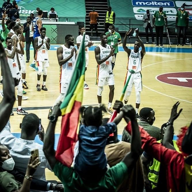 Afrobasket masculin 2021 : Les Lions sur le podium avec un énorme Gorgui Sy Dieng (Sénégal 86-73 Cap-Vert).