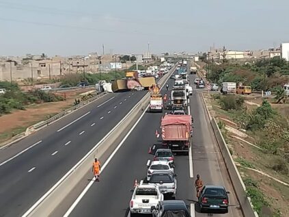 Sindia : Deux accidents spectaculaires, dont un carambolage, enregistrés sur l’autoroute à péage