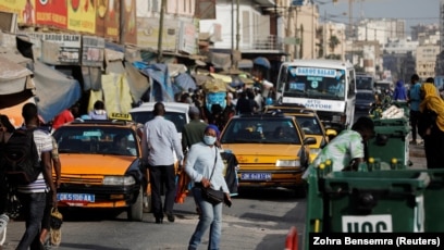 Attaques et contre-attaques verbales entre communautés religieuses dans un contexte de menace terroriste : le Sénégal joue-t-il avec le feu ?