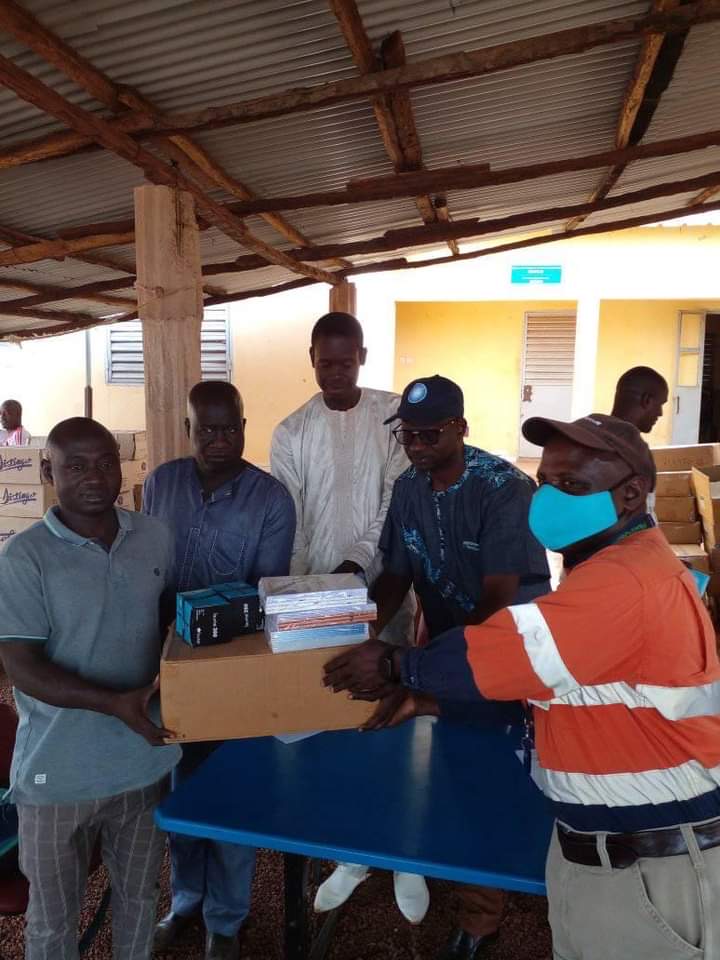 SABODALA : ENDEAVOUR MINING injecte plus de 7 millions en fournitures scolaires dans les écoles de la commune.