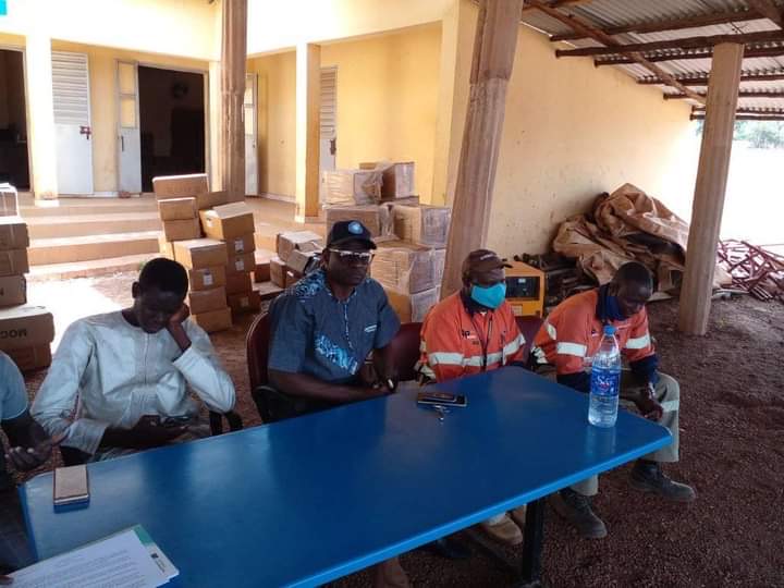 SABODALA : ENDEAVOUR MINING injecte plus de 7 millions en fournitures scolaires dans les écoles de la commune.