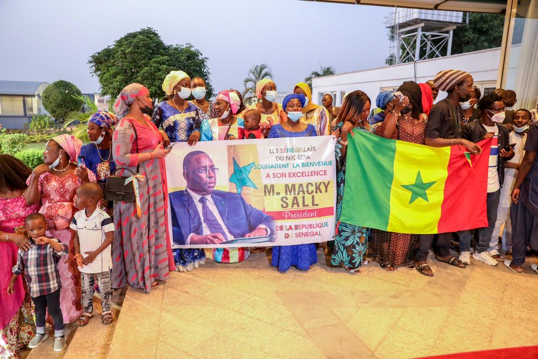60e Sommet de la CEDEAO : le Président de la République Macky Sall et sa délégation à Abuja