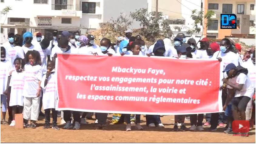 Condamné à des intérêts de retard de 40 millions FCFA pour l’exécution de la voirie de la Cité Touba Renaissance : les comptes de Mbackiou Faye saisis par la justice