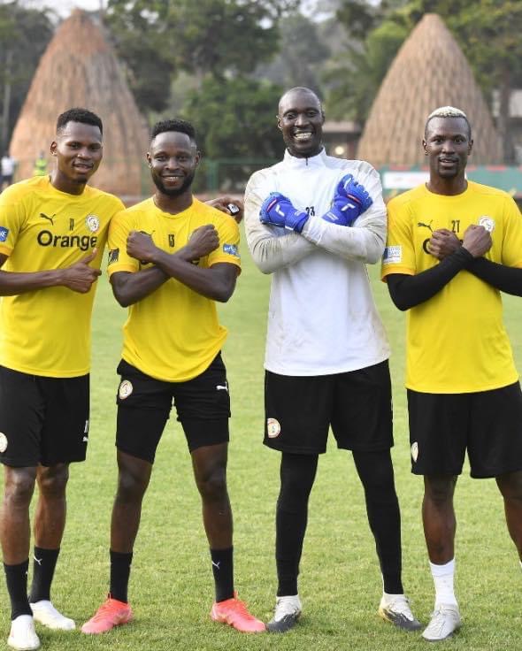 Séance d'entraînement d'après-match : Mame Baba Thiam et Alfred Gomis dans le groupe...