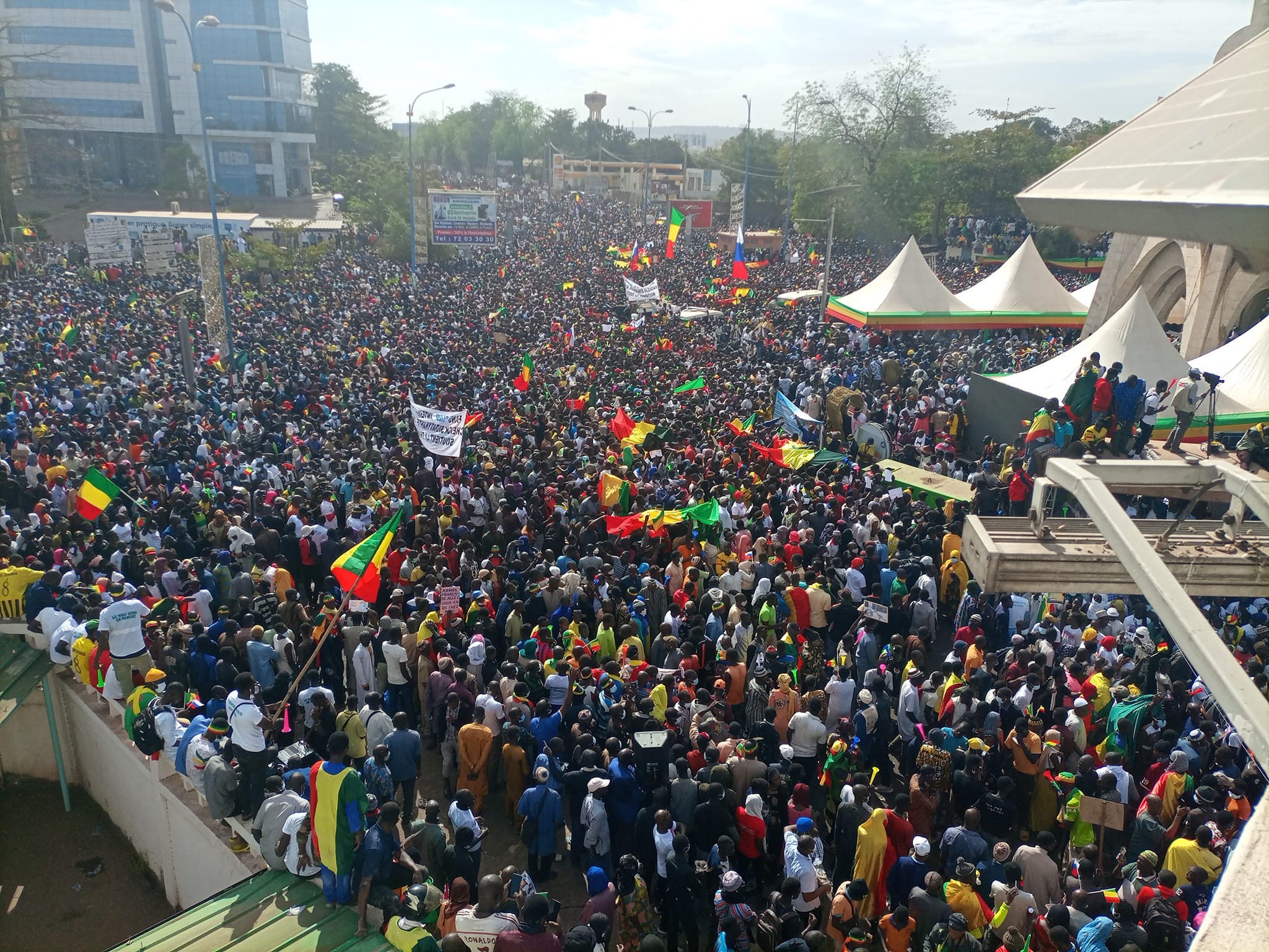 Mali Vaste Rassemblement Des Maliens En Soutien La Junte Contre Les 
