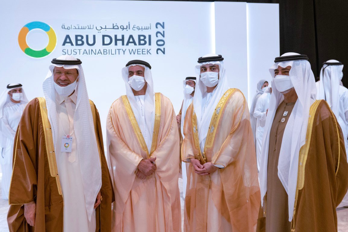 Semaine de la durabilité d'Abu Dhabi 2022 : les EAU lancent le programme Etihad 7 pour financer des projets d'énergie renouvelable en Afrique