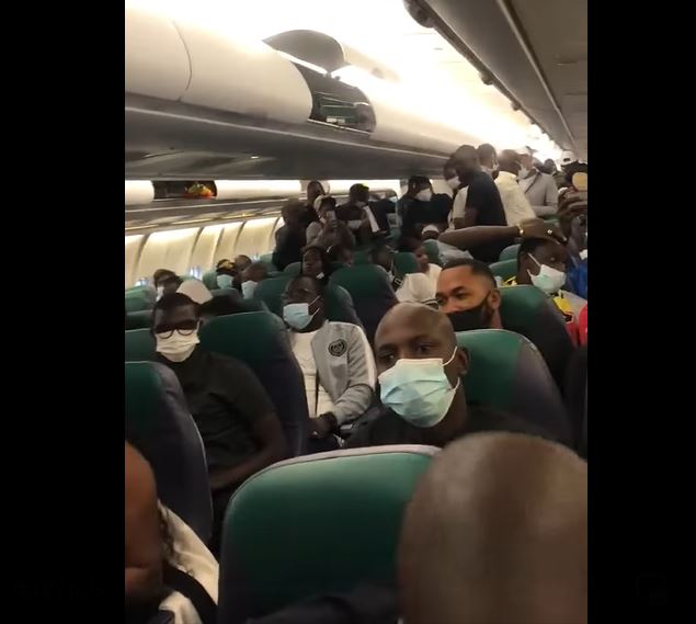 Finale CAN 2022 - Retard Air Sénégal : les supporters sénégalais devant rallier le Cameroun bloqués 10h de temps à l’aéroport