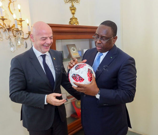 Visite au Sénégal : Le président de la FIFA attendu à l'inauguration du stade  olympique de Diamniadio.